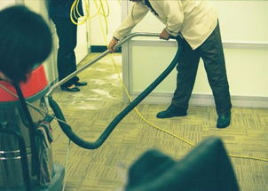 專注企業辦公室保潔，成都香雅麗保潔服務 專業塑造潔凈辦公空間